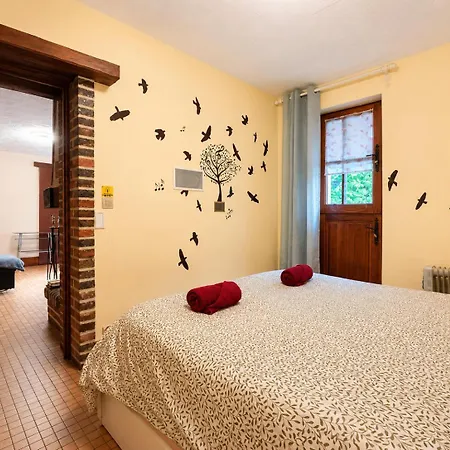 Maison Familiale Au Avec Grand Terrain Arbore بيت للعطل Irai