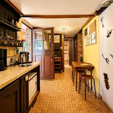 Maison Familiale Au Avec Grand Terrain Arbore بيت للعطل *