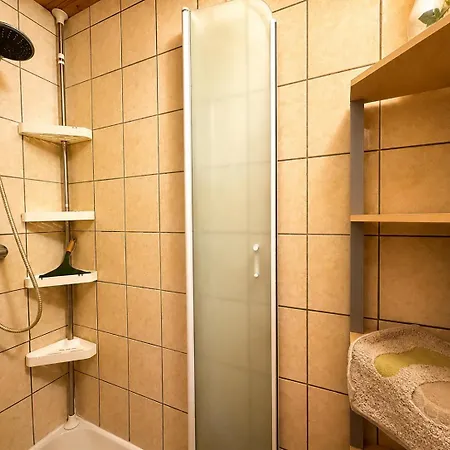 Maison Familiale Au Avec Grand Terrain Arbore * Irai